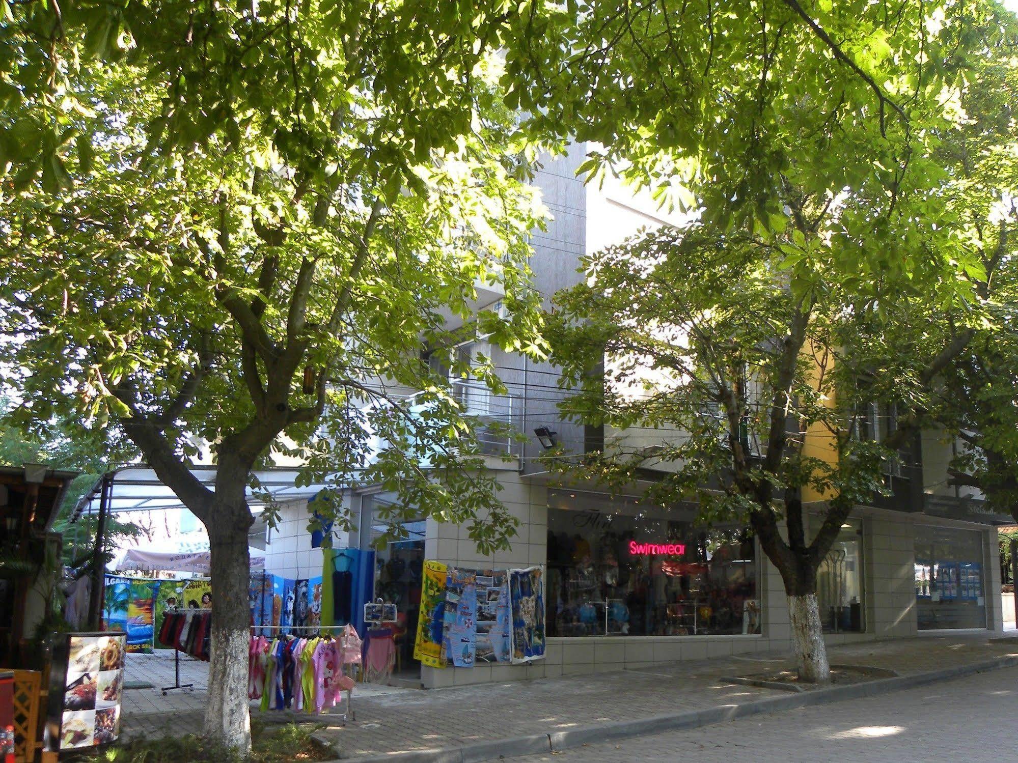 Apartcomplex New Tawn Obzor Dış mekan fotoğraf